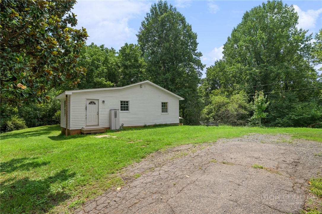 625 New Brickyard Road Property Photo 4