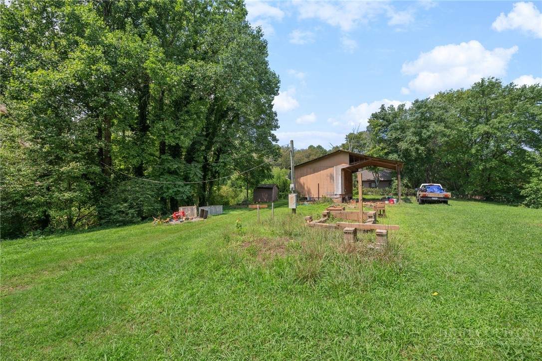 625 New Brickyard Road Property Photo 6