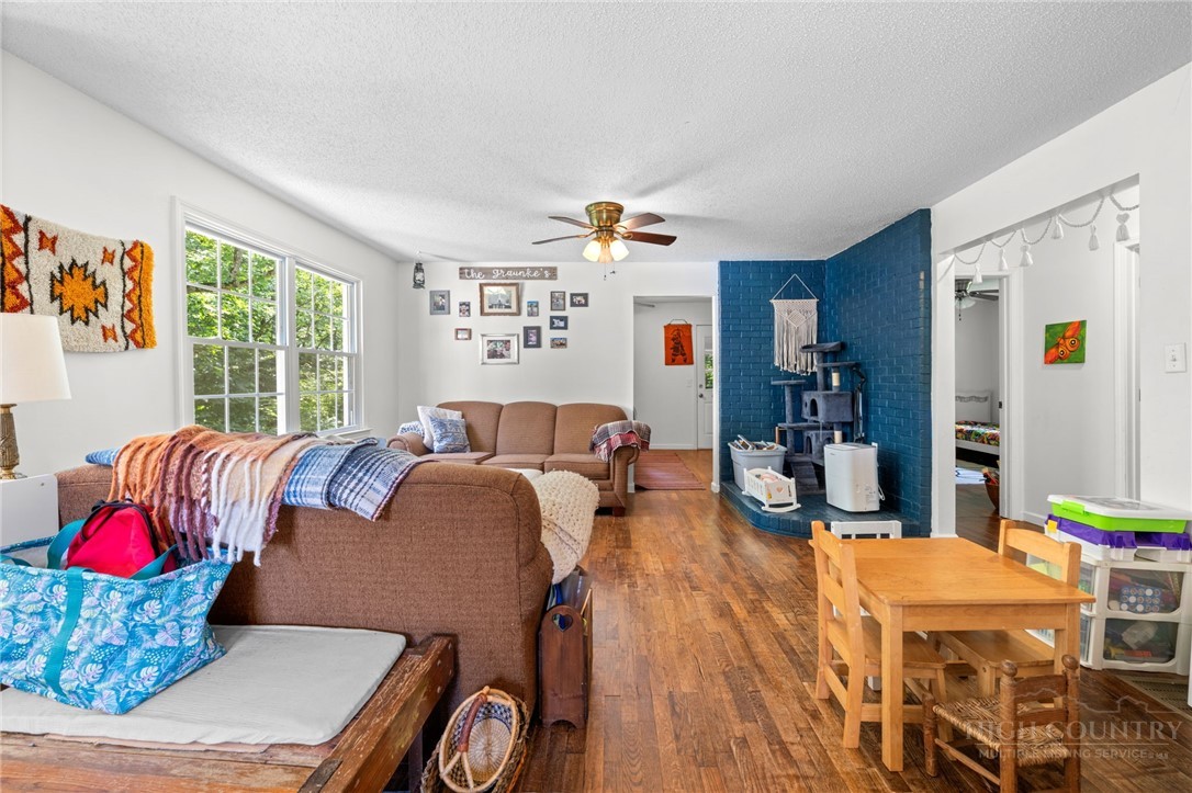 625 New Brickyard Road Property Photo 11