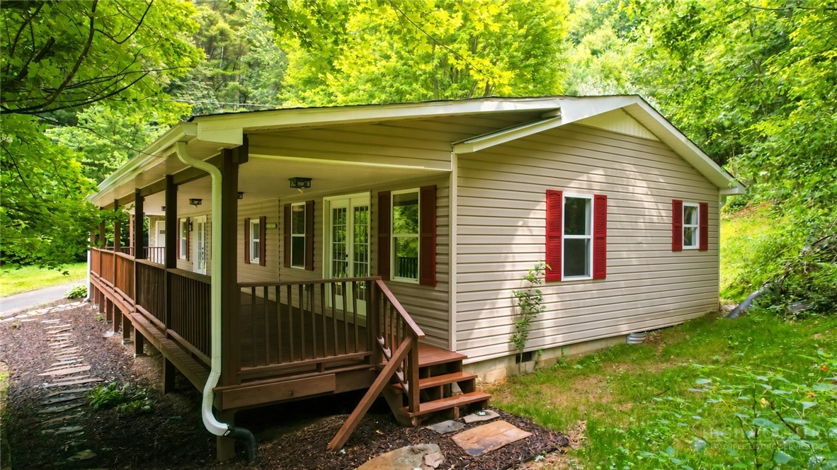 3941 Nc Highway 163 Property Photo 4