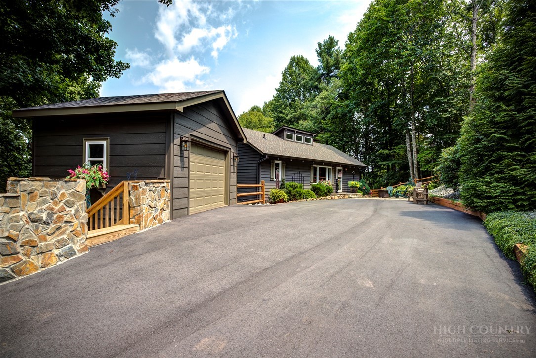 190 Meadow View Road Property Photo 45
