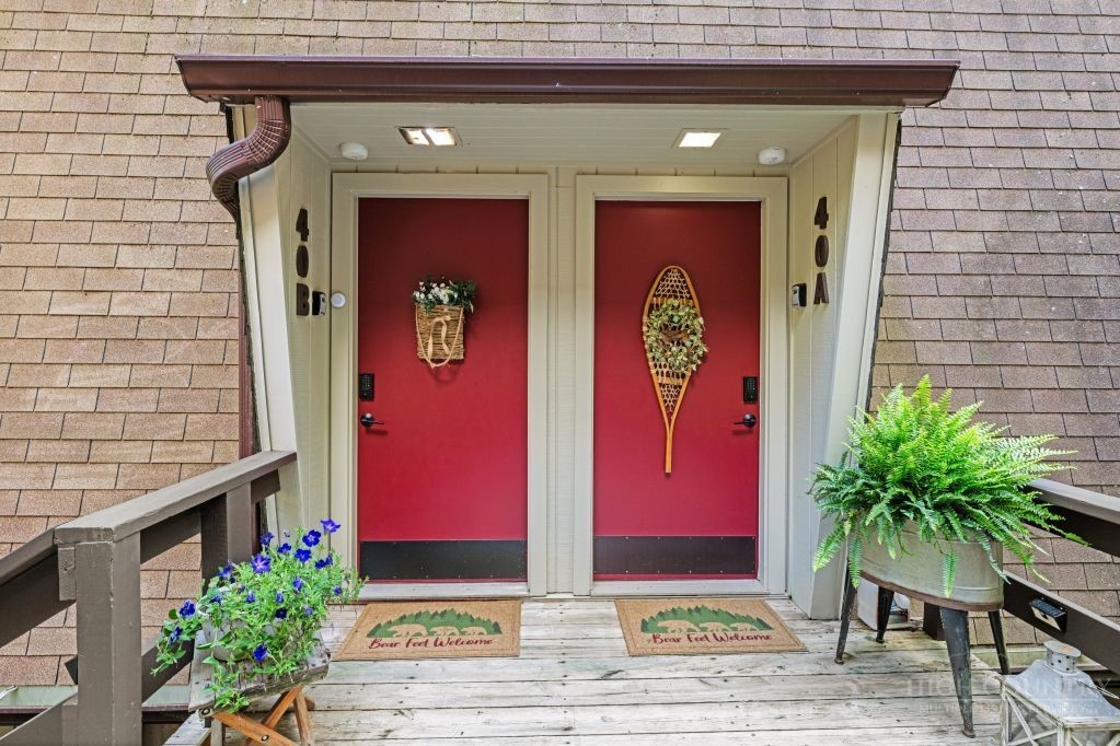 40 Hemlock Hills A Property Photo 19
