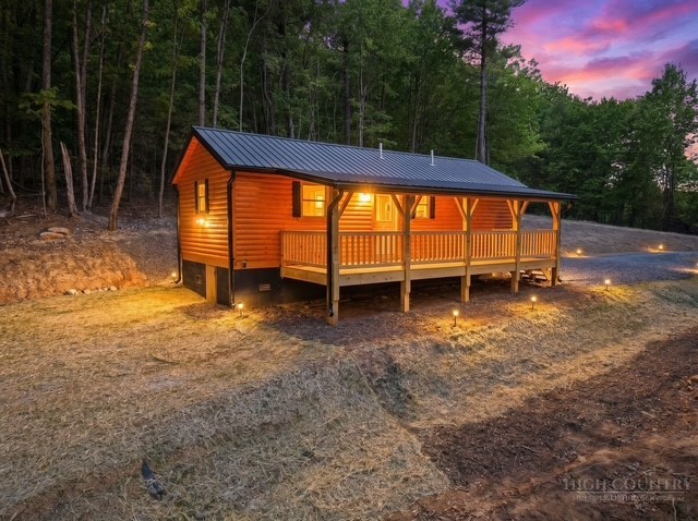 387 Tree Top Circle Property Photo 2