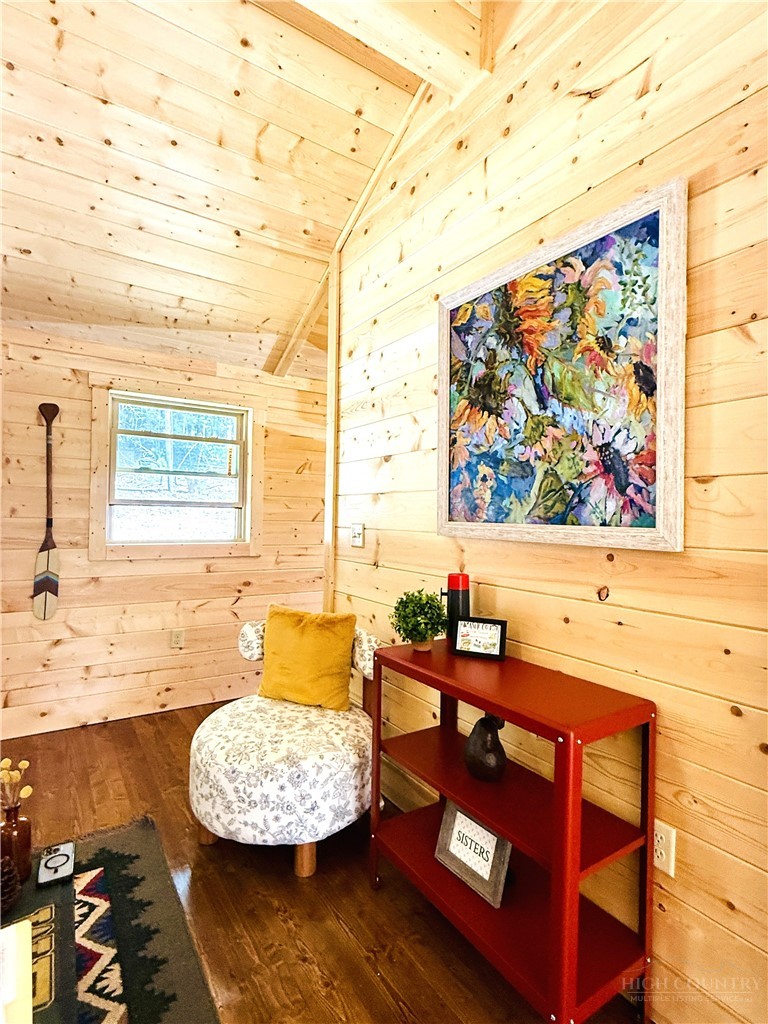 387 Tree Top Circle Property Photo 21