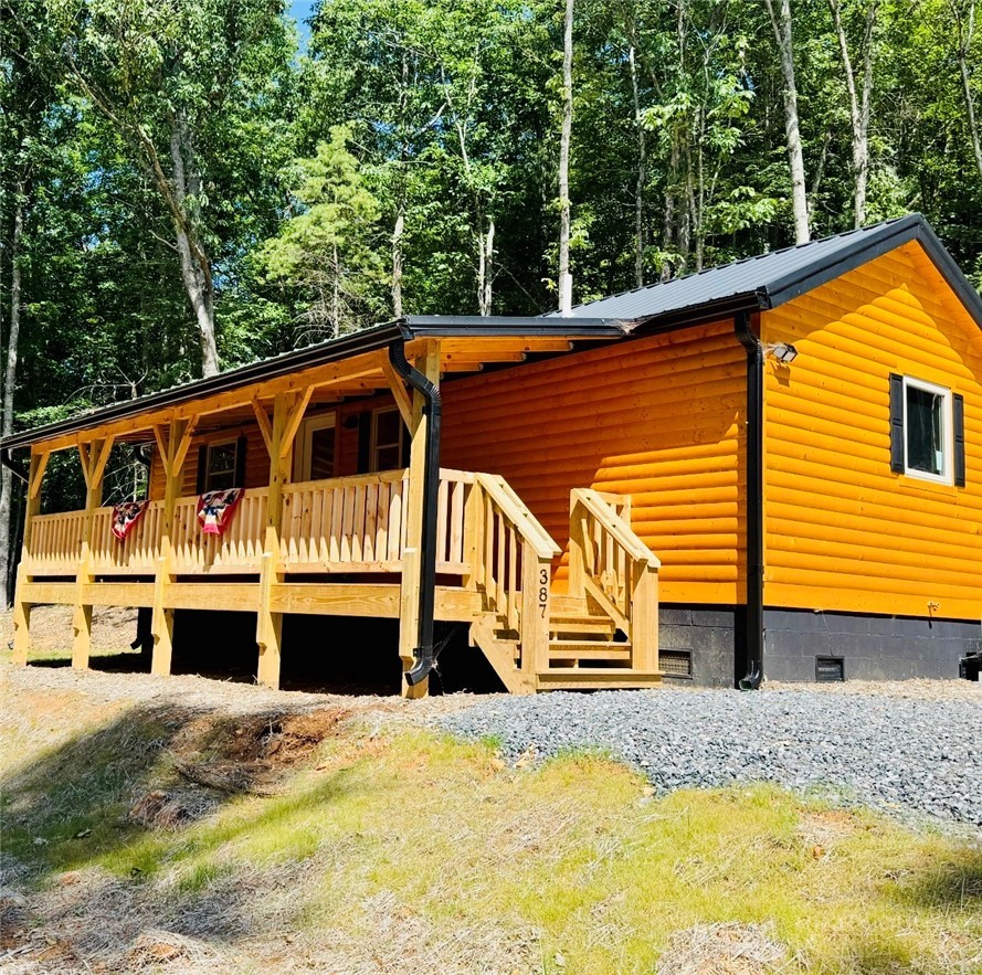 387 Tree Top Circle Property Photo 32