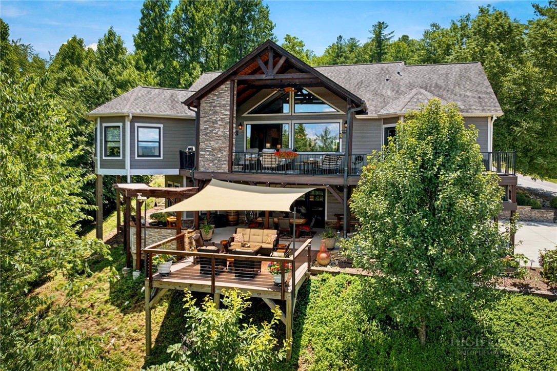1167 Johns Ridge Parkway Property Photo 4