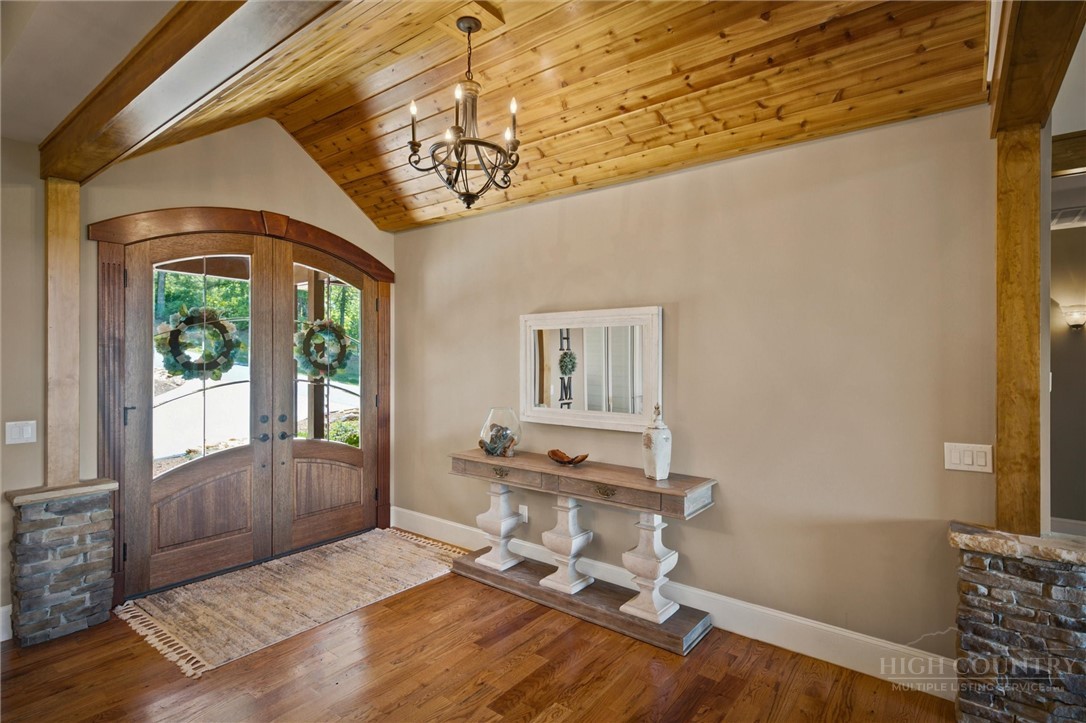 1167 Johns Ridge Parkway Property Photo 11
