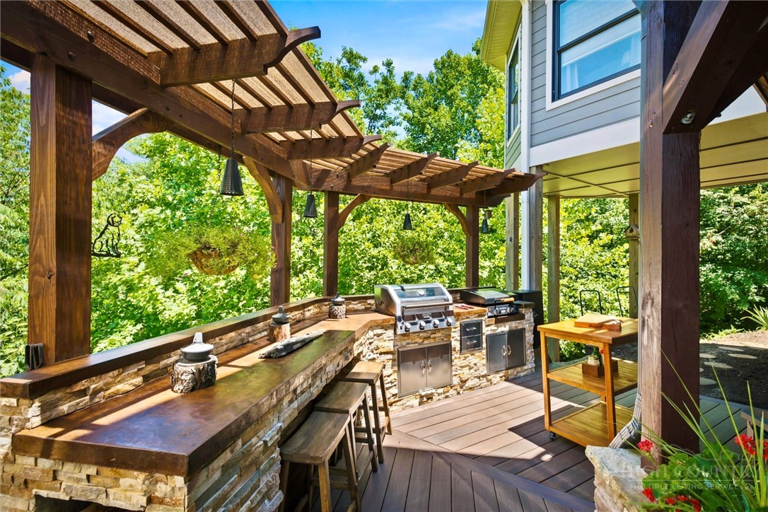 1167 Johns Ridge Parkway Property Photo 23