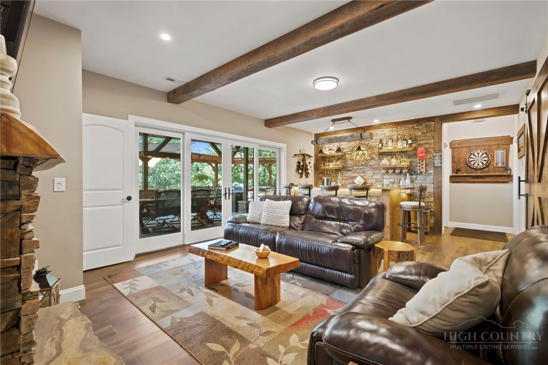 1167 Johns Ridge Parkway Property Photo 29