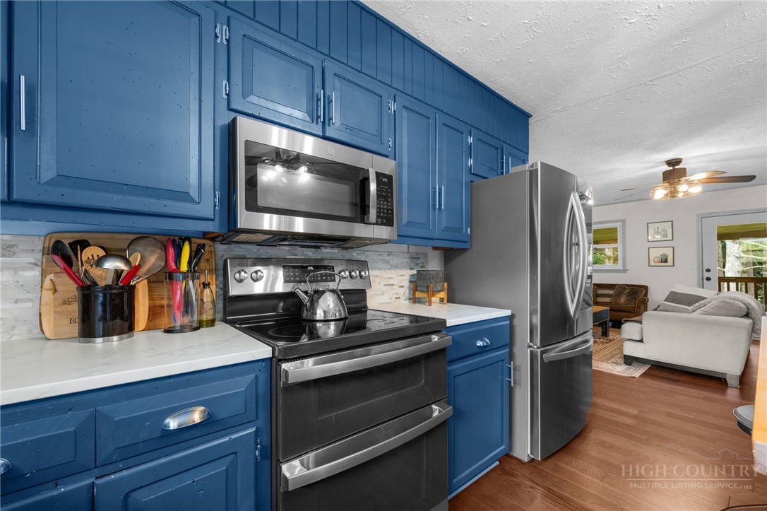 410 Don Hayes Road Property Photo 13