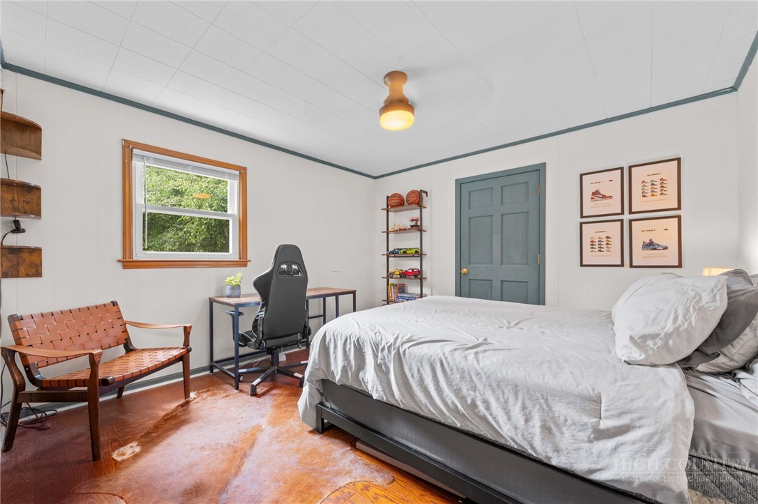 410 Don Hayes Road Property Photo 20