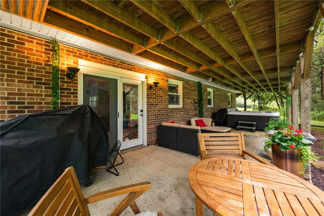 410 Don Hayes Road Property Photo 35