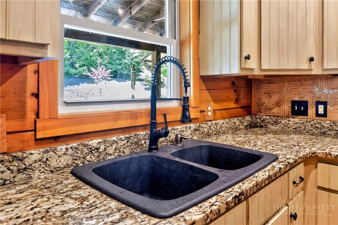3355 Helton Hartley Place Property Photo 14