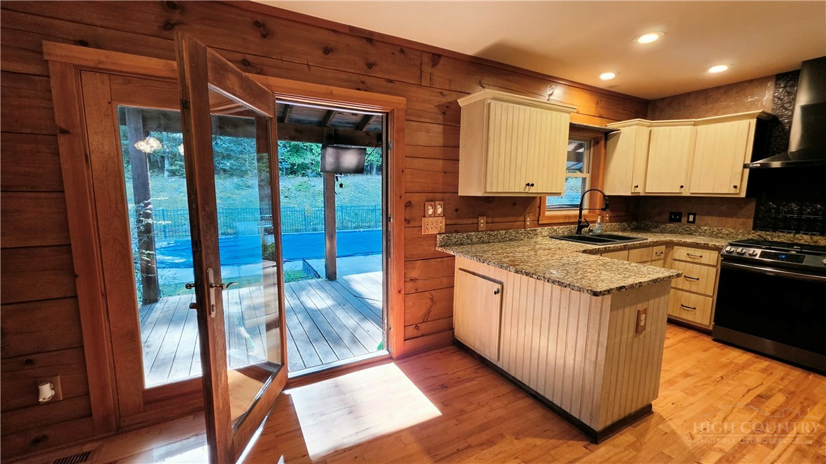 3355 Helton Hartley Place Property Photo 16