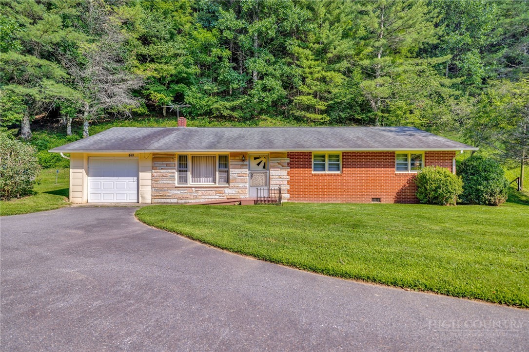480 Roaring Fork Road Property Photo 1
