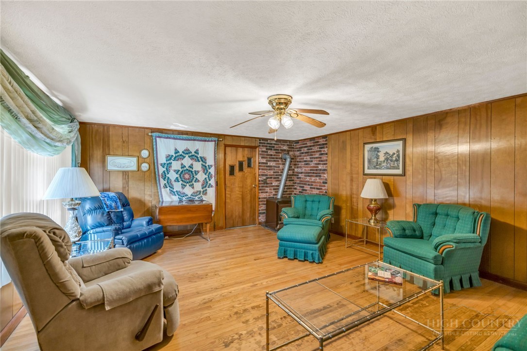 480 Roaring Fork Road Property Photo 10