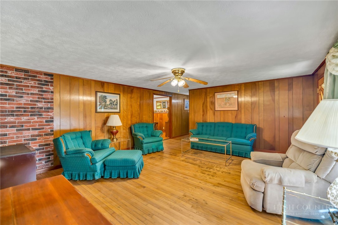 480 Roaring Fork Road Property Photo 12