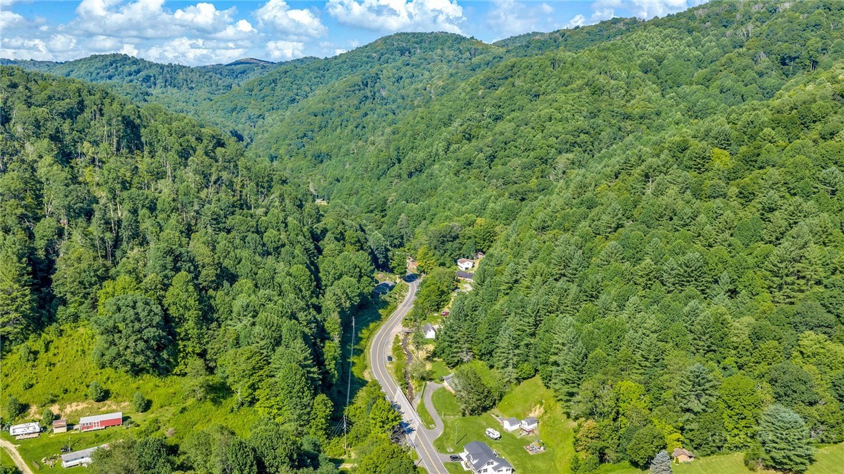 480 Roaring Fork Road Property Photo 33