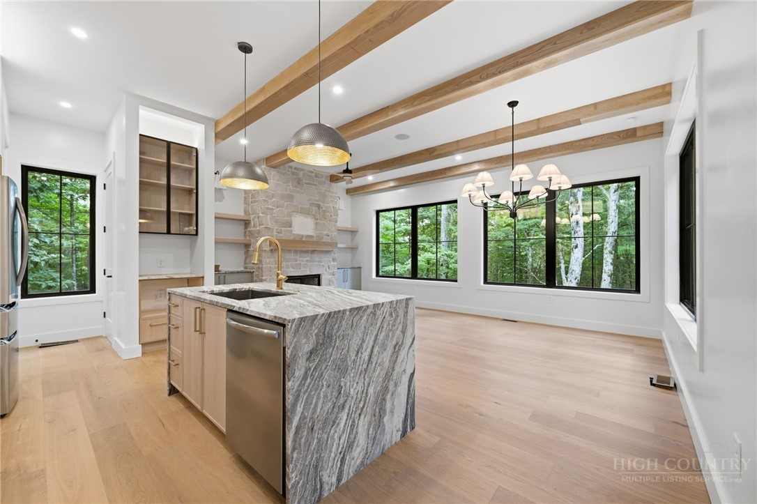 519 Rock Spring Circle Property Photo 8