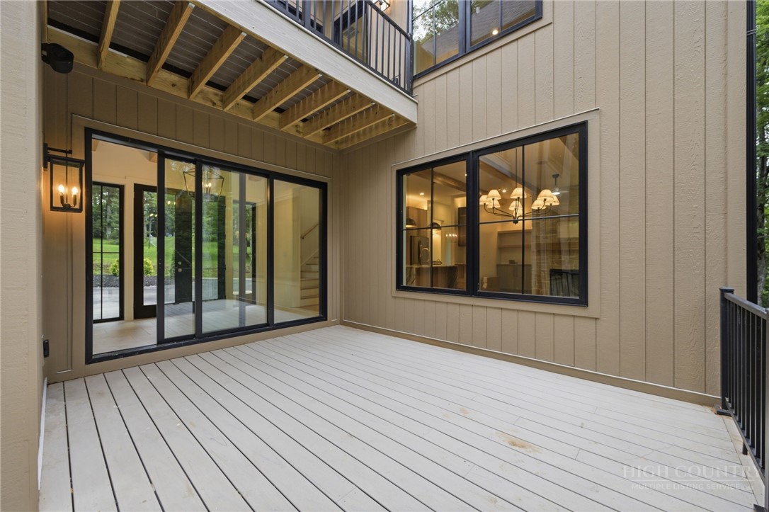 519 Rock Spring Circle Property Photo 15