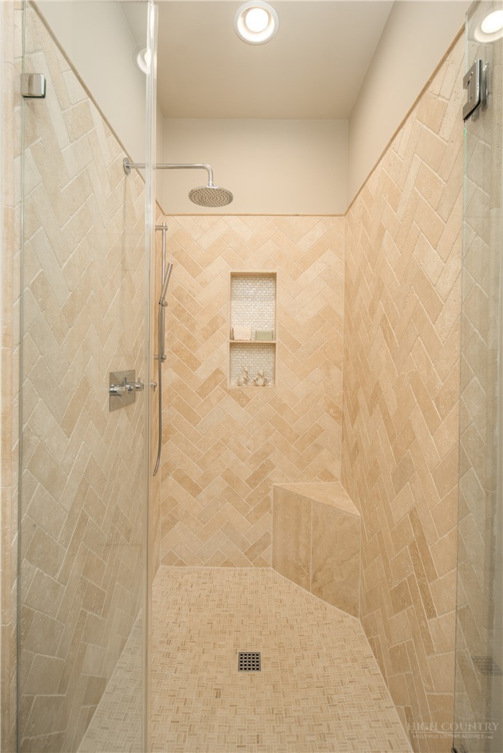 375 Chestnut Drive 1 Property Photo 28