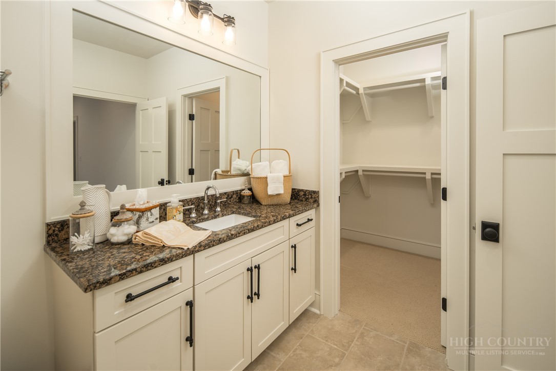 375 Chestnut Drive 1 Property Photo 41