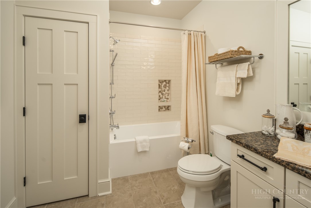 375 Chestnut Drive 1 Property Photo 42