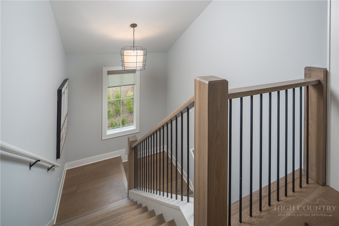 183 Calico Court Property Photo 16