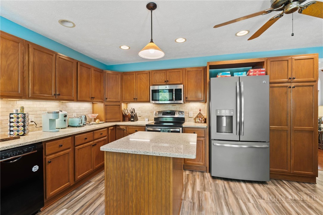 187 Cinnamon Fern Lane Property Photo 15