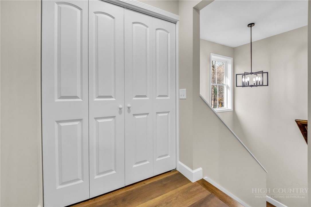360 Laurel Lane Property Photo 22