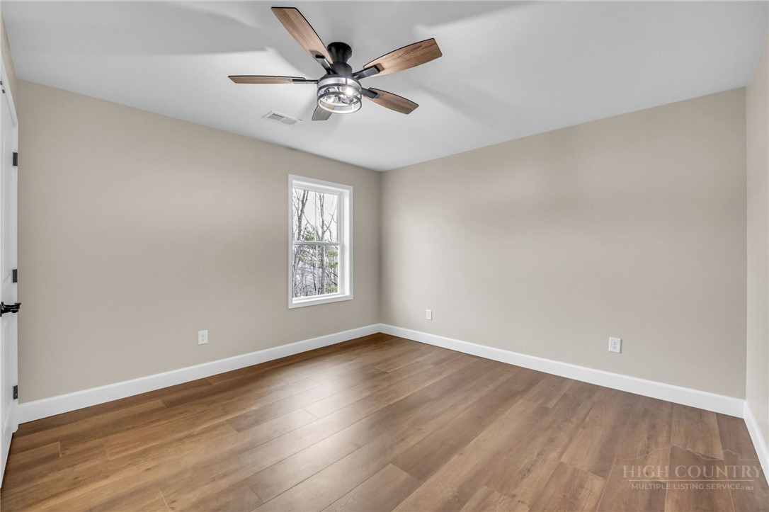 360 Laurel Lane Property Photo 24