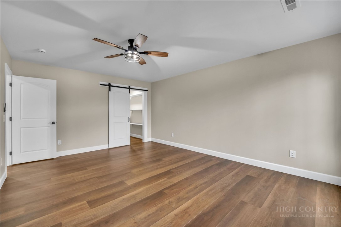 360 Laurel Lane Property Photo 32