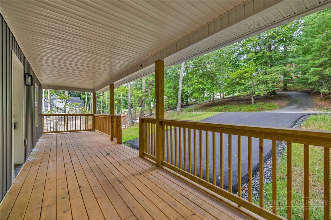 360 Laurel Lane Property Photo 42