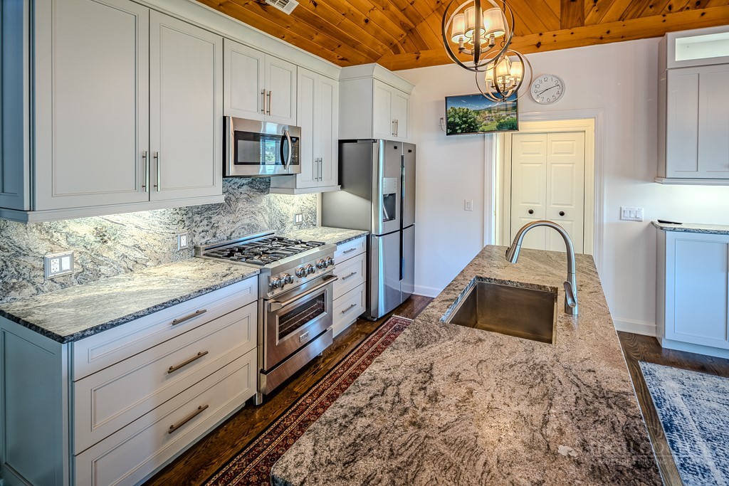 342 Birkdale Ridge Property Photo 13