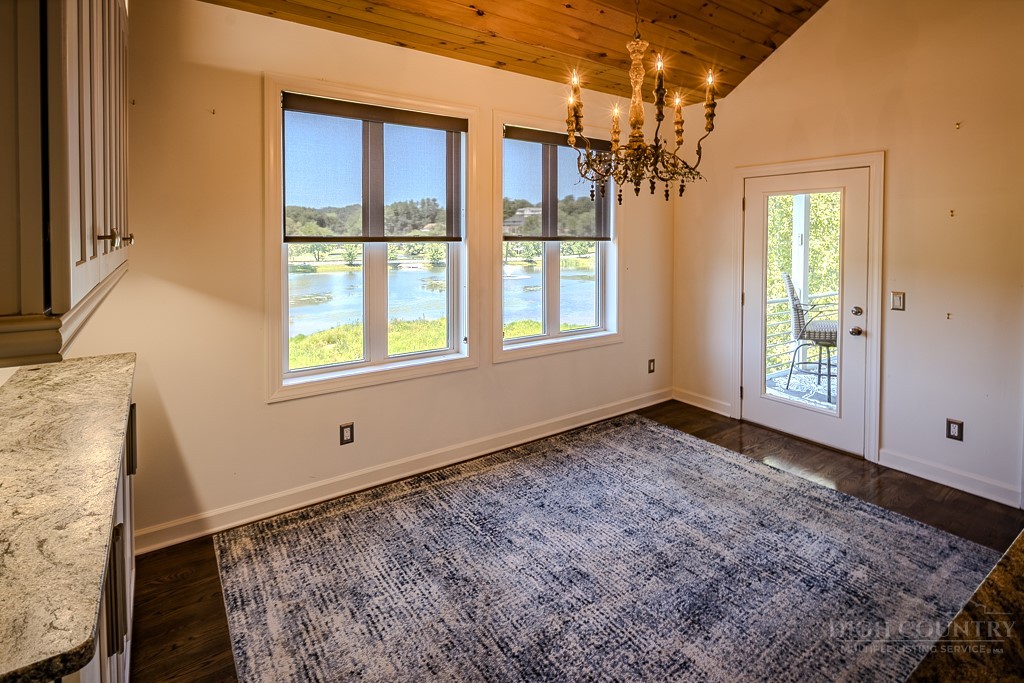 342 Birkdale Ridge Property Photo 16