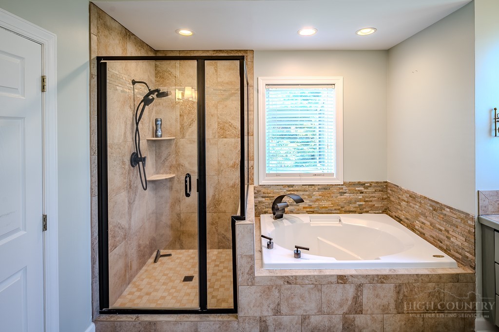 342 Birkdale Ridge Property Photo 20