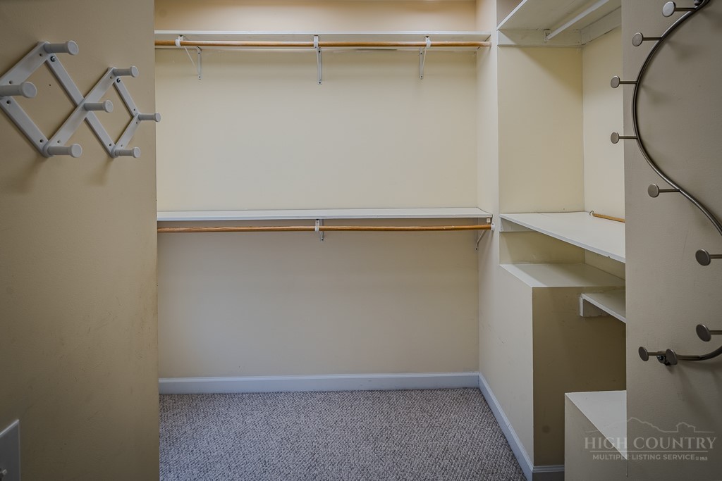 342 Birkdale Ridge Property Photo 23