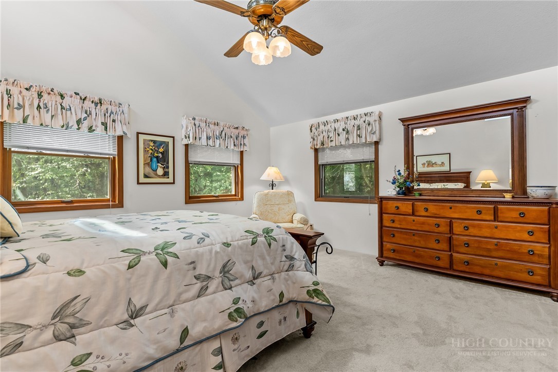 785 Eagles Nest Lane Property Photo 12