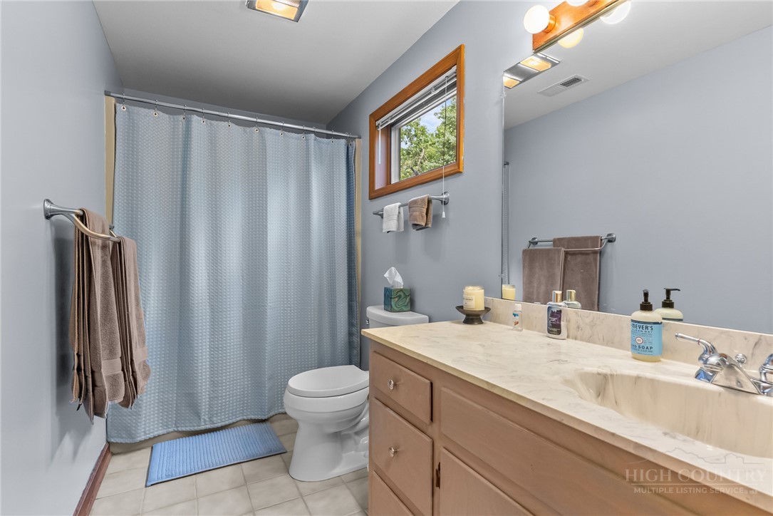 785 Eagles Nest Lane Property Photo 19