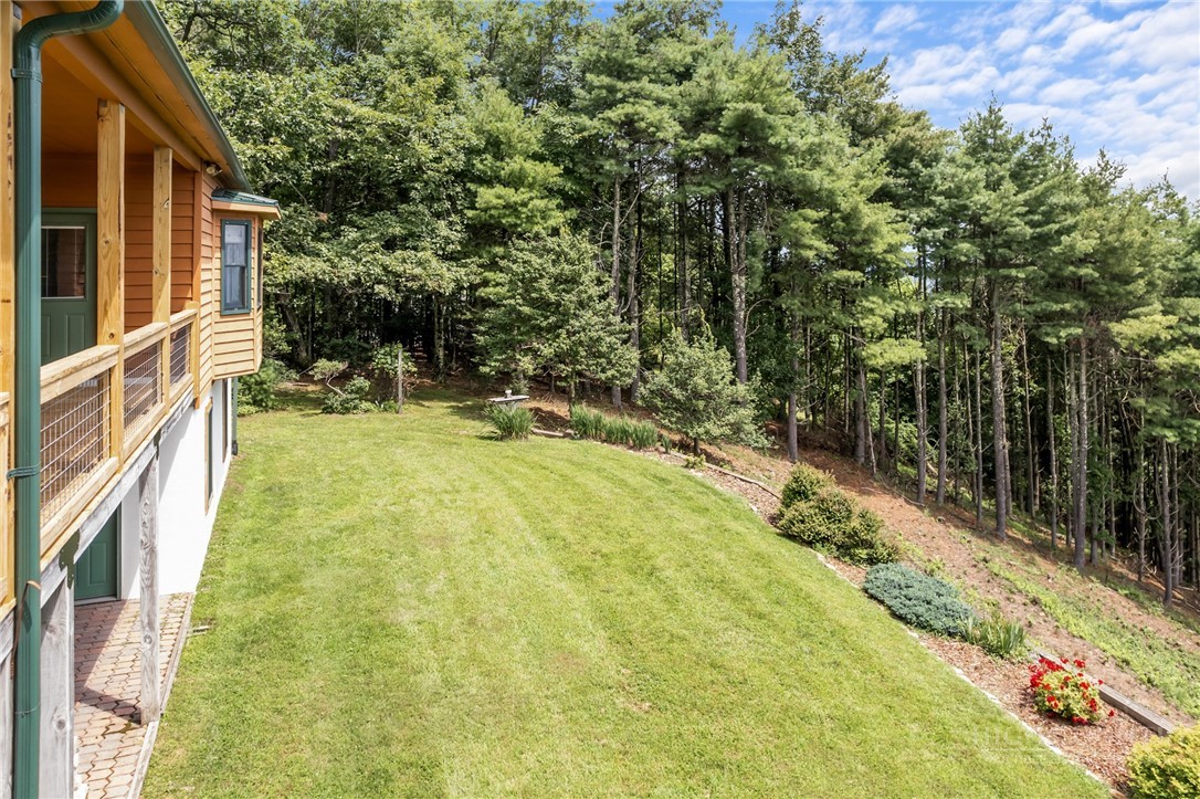 785 Eagles Nest Lane Property Photo 35