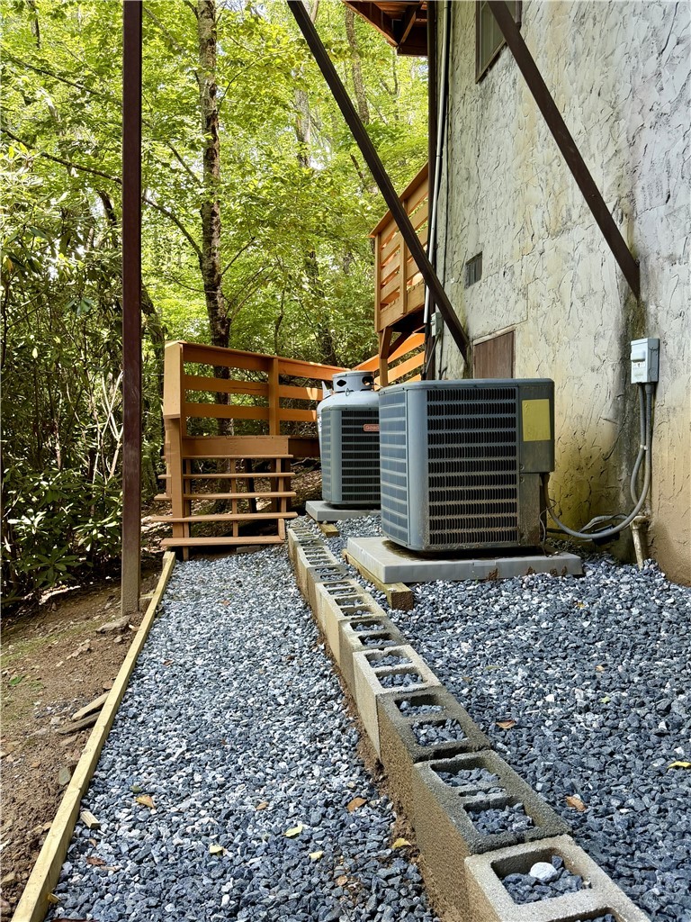 188 Forest Lane Property Photo 40