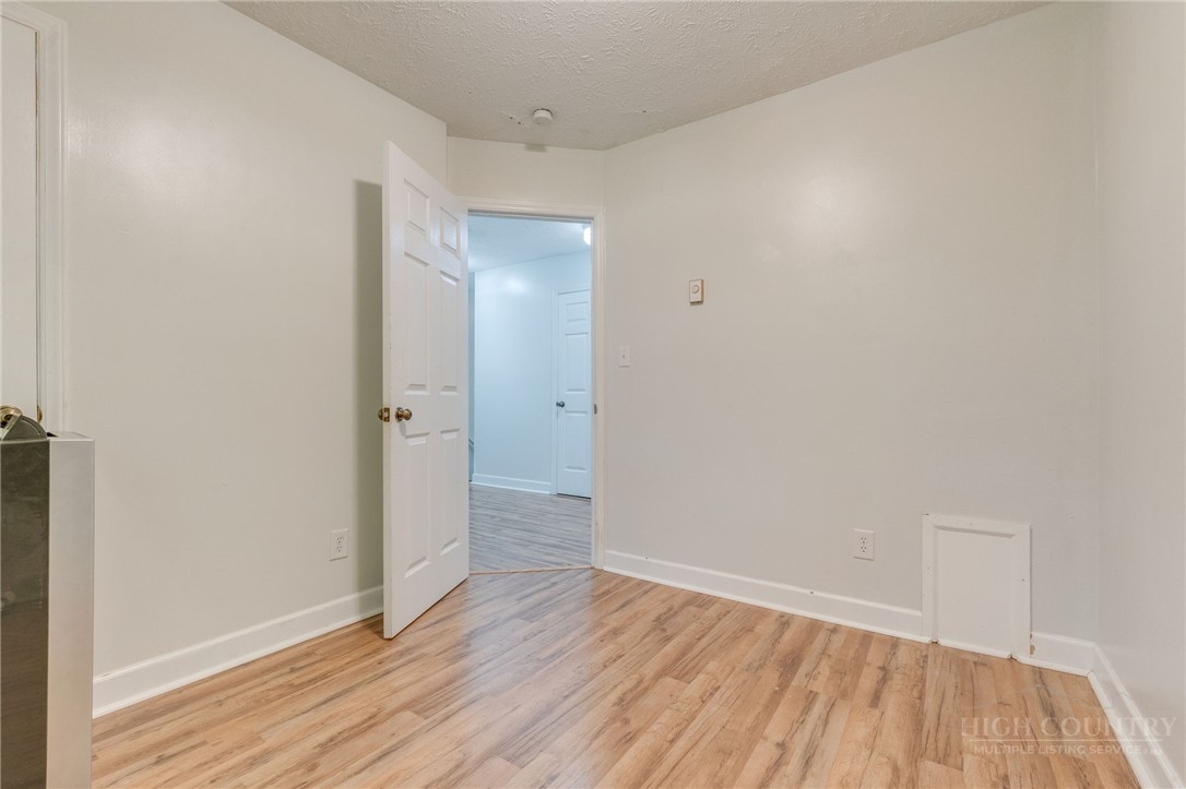 150 Margo Trail B Property Photo 21