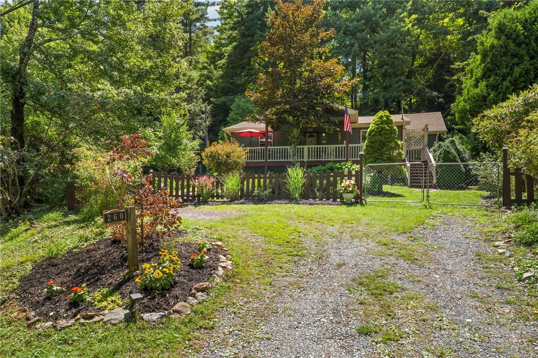 260 Sunny Acres Overlook Property Photo 3