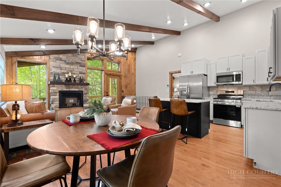 363 Switchback Lane Property Photo 4