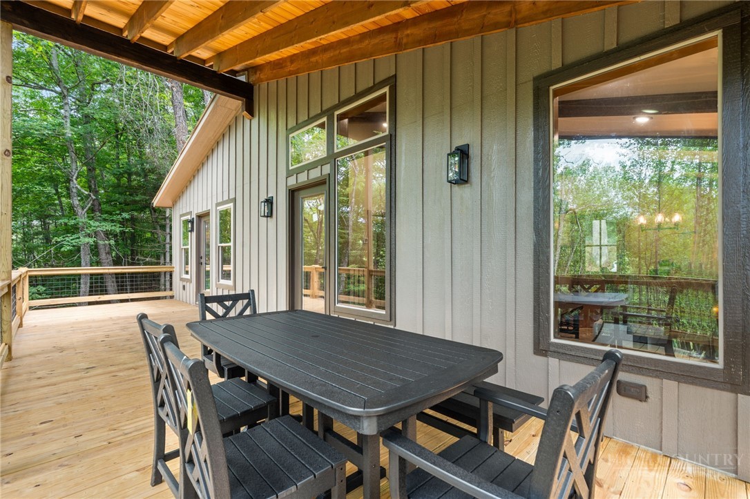 363 Switchback Lane Property Photo 20
