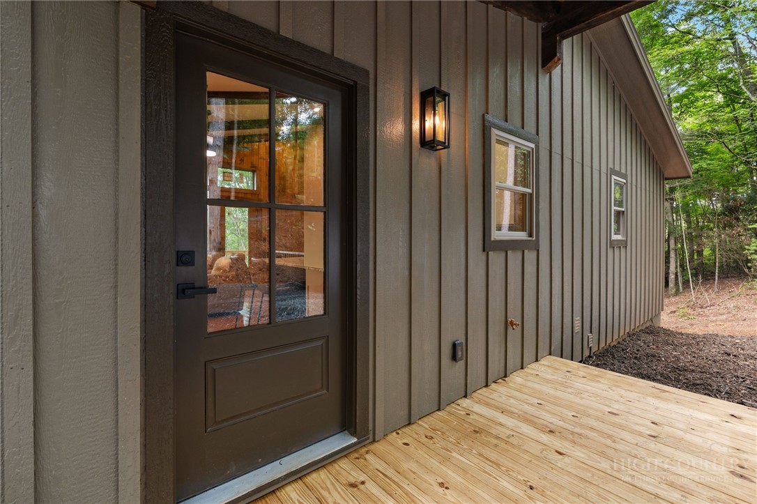 363 Switchback Lane Property Photo 32