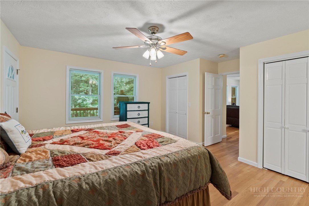 376 Deerfield Forest Parkway Property Photo 13
