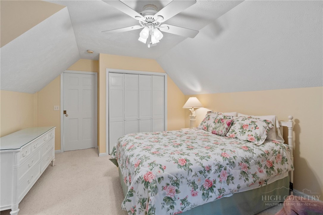 376 Deerfield Forest Parkway Property Photo 19