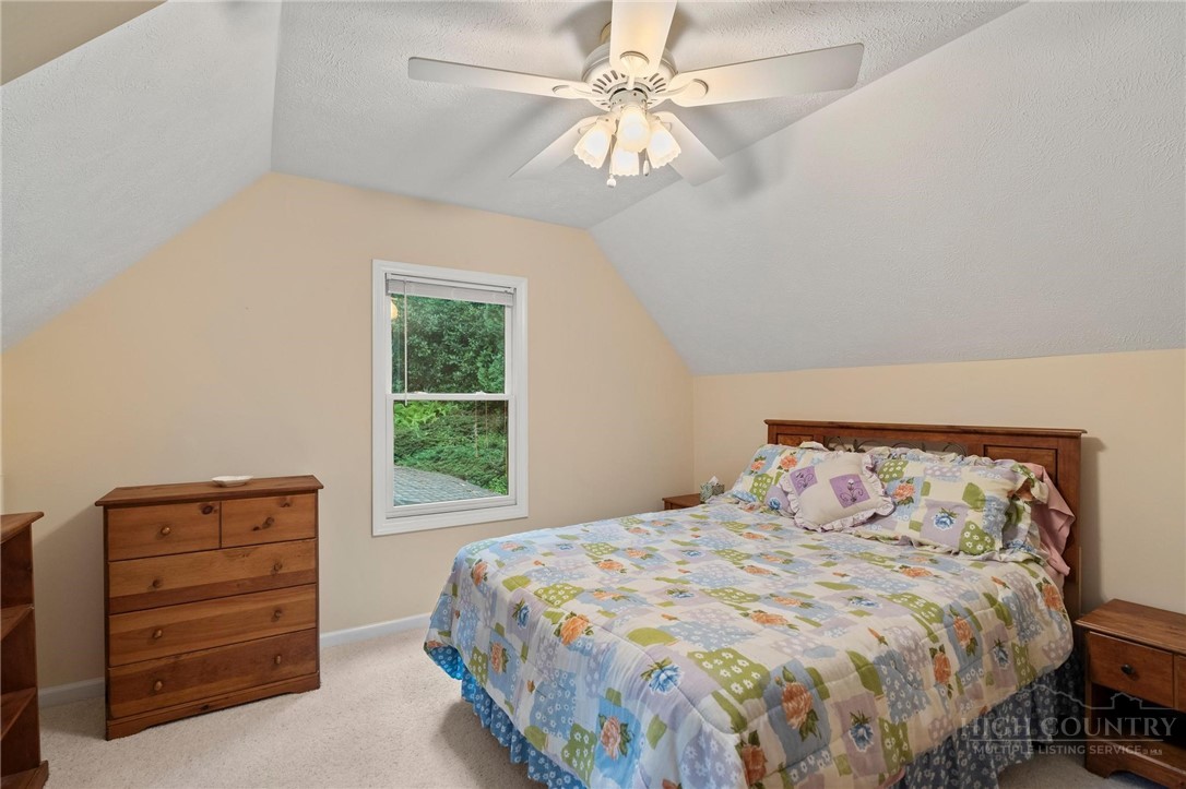376 Deerfield Forest Parkway Property Photo 21