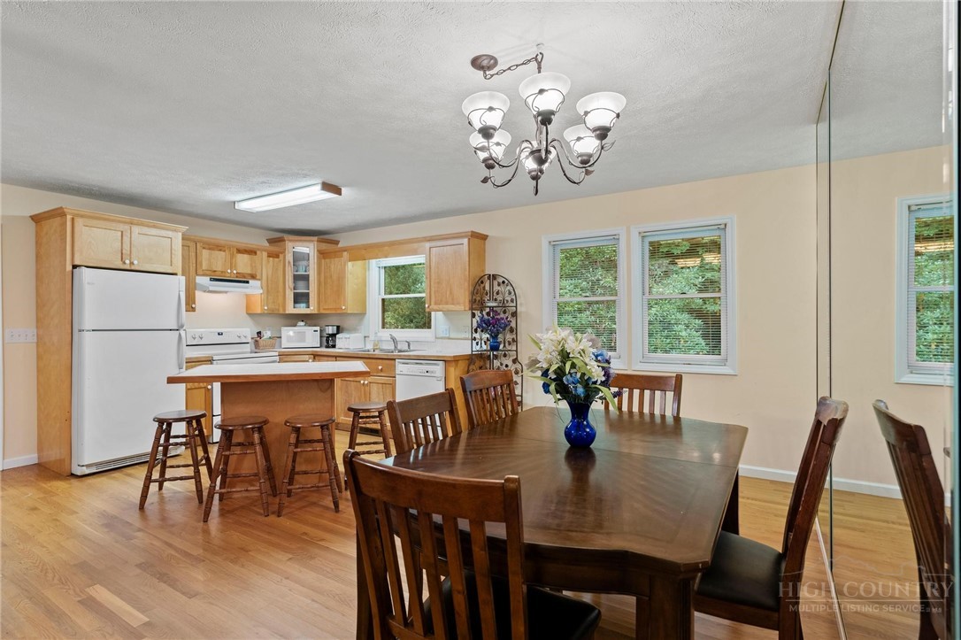 376 Deerfield Forest Parkway Property Photo 28